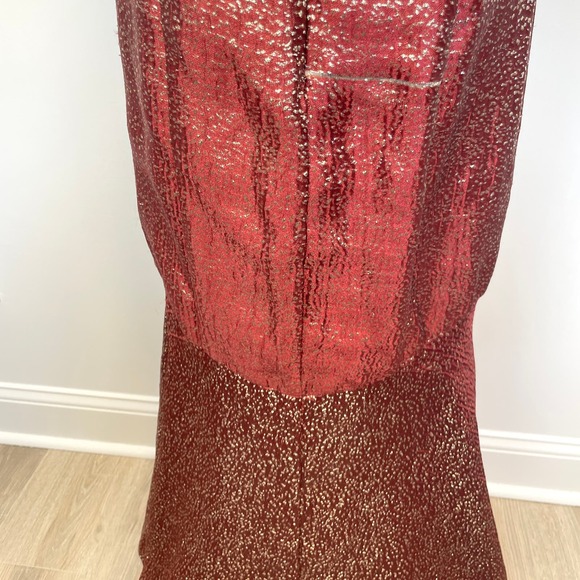 Monique Lhuillier Metallic Cut Out High Low Gown In Maroon Gold Size 10 - Picture 13 of 16